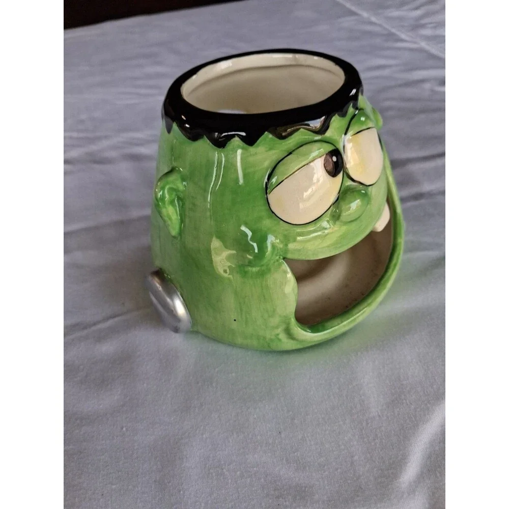 N/A frankenstein candle